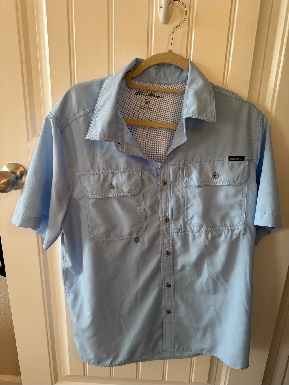 Eddie Bauer Light Blue Short-Sleeve Button-Down Utility Shirt